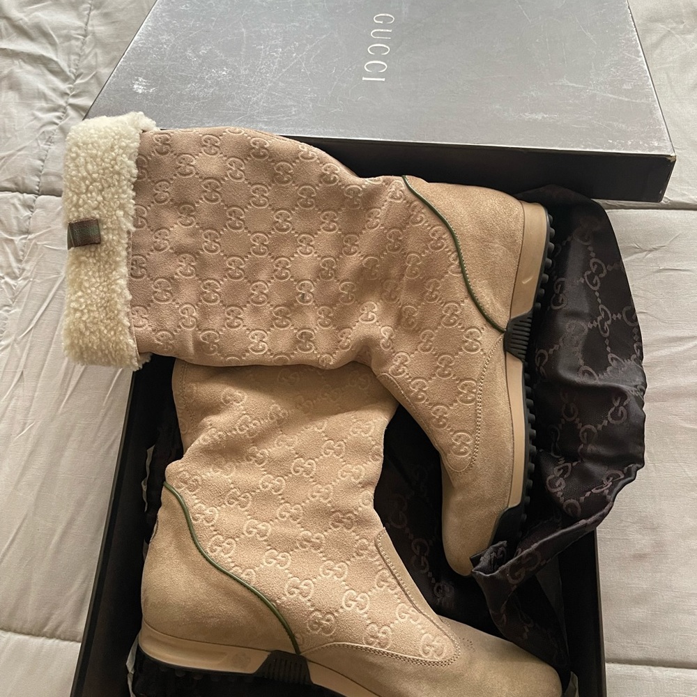 Beige Authentic Gucci Boots - Picture 2 of 6